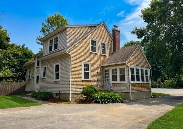 2nd image of 25 Kneeland St, Cranston, RI 02905 | MLS# 1419527