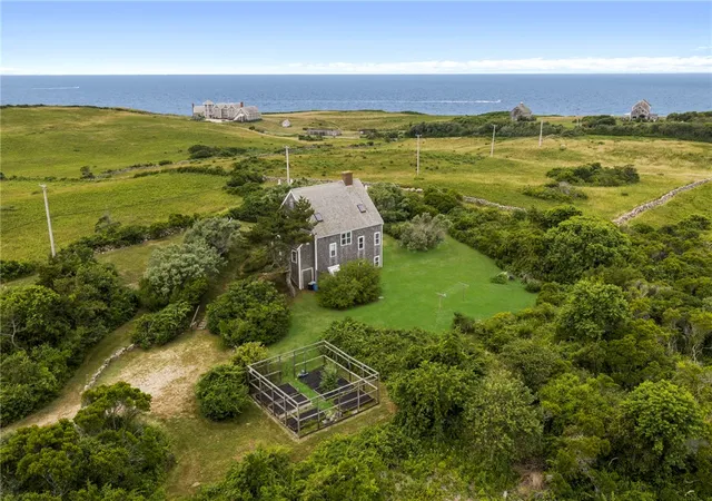 Photo 3 of Single family home for sale at 1409 Cooneymus Rd, Block Island, RI 02807 | MLS# 1418376 | Listing updated on 2026-08-12