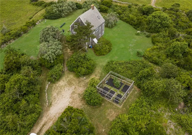 Photo 4 of Single family home for sale at 1409 Cooneymus Rd, Block Island, RI 02807 | MLS# 1418376 | Listing updated on 2026-08-12