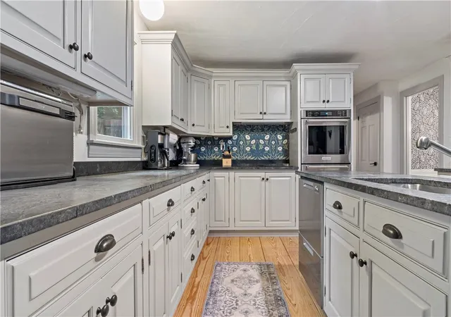 Photo 2 of Single family home for sale at 172 Estelle Dr, West Kingston, RI 02892 | MLS# 1419612 | Listing updated on 2026-08-21
