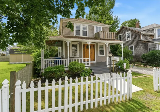 Photo 2 of Sale Pending at 123 Bellman Ave, Warwick, RI 02889 | MLS# 1419221 | Listing updated on 2026-08-18