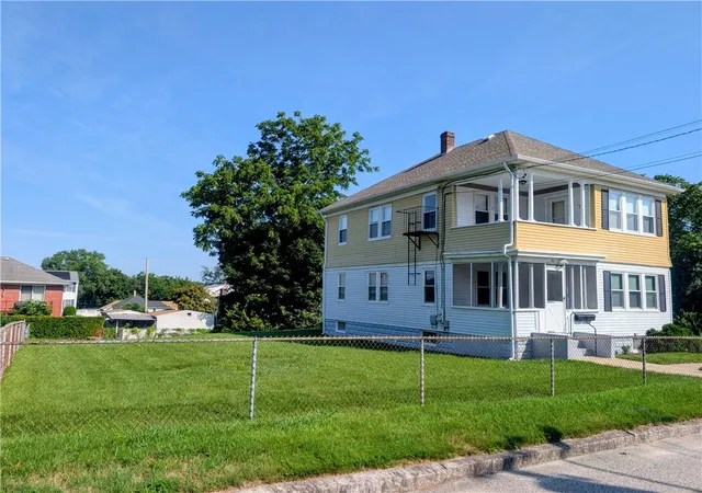 34th image of 16 Colony St, Cranston, RI 02920 | MLS# 1419430