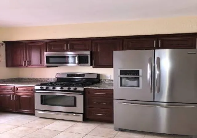Photo 3 of Sale Pending at 267 Prospect St, Pawtucket, RI 02860 | MLS# 1419719 | Listing updated on 2026-08-28