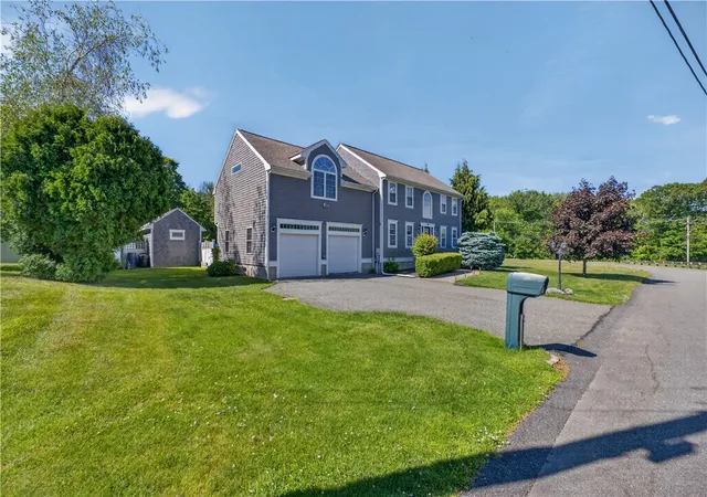 Photo 2 of Single family home for sale at 185 Rosewood Rd, Somerset, MA 02726 | MLS# 1419690 | Listing updated on 2026-08-16