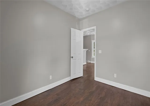 16th image of 8 Humes St, Pawtucket, RI 02860 | MLS# 1419801