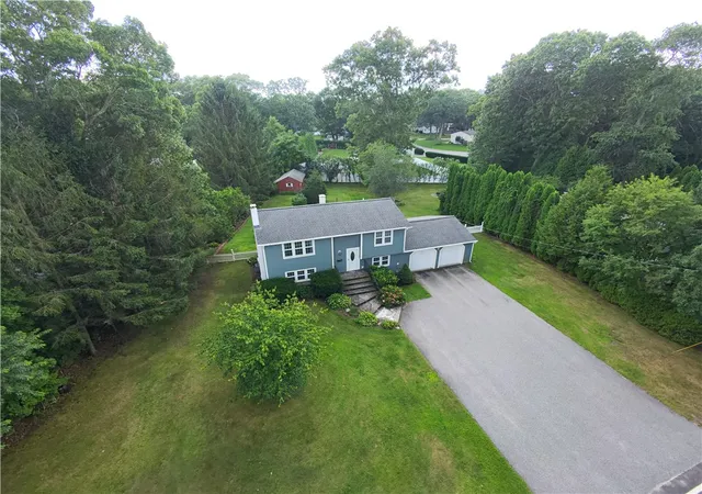 Photo 3 of Sale Pending at 117 Austin Rd, North Kingstown, RI 02852 | MLS# 1419783 | Listing updated on 2026-08-17
