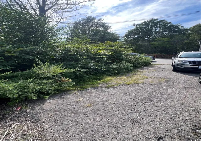 4th image of 203 Valley St, Providence, RI 02909 | MLS# 1419831