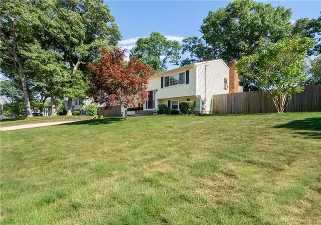 Photo 3 of Sale Pending at 150 Acorn Ln, West Warwick, RI 02893 | MLS# 1419852 | Listing updated on 2026-08-18