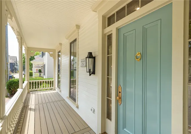 3rd image of 28 Mount Vernon St, Newport, RI 02840 | MLS# 1419696
