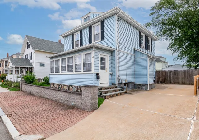 2nd image of 94 Fifth St, Providence, RI 02906 | MLS# 1419850