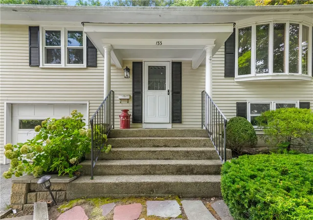 Photo 2 of Sale Pending at 133 Sage Dr, Warwick, RI 02886 | MLS# 1419410 | Listing updated on 2026-08-20