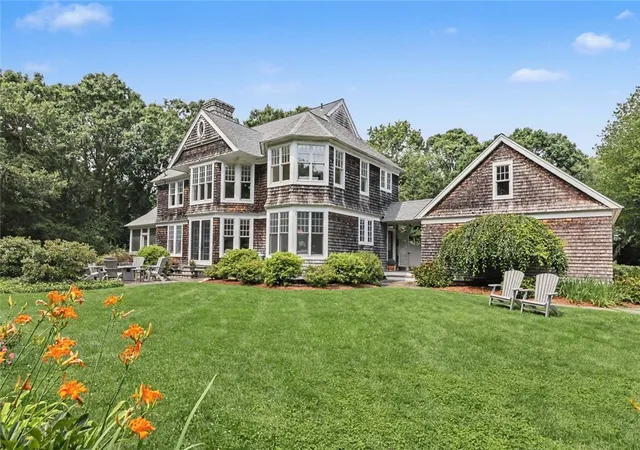 Photo 2 of Single family home for sale at 280 Bittersweet Farm Way, Wakefield, RI 02879 | MLS# 1419797 | Listing updated on 2026-09-01