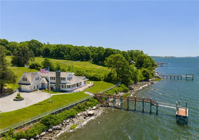 2nd image of 149 Nanaquaket Rd, Tiverton, RI 02878 | MLS# 1419977