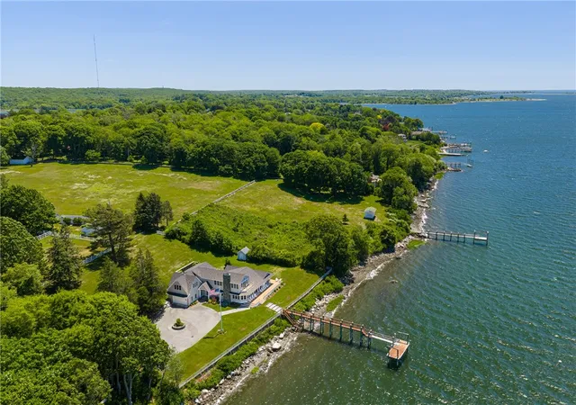 5th image of 149 Nanaquaket Rd, Tiverton, RI 02878 | MLS# 1419977