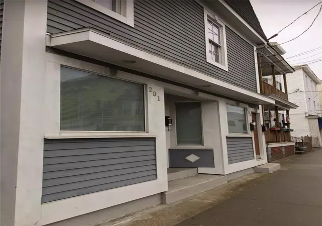 Photo 3 of Sale Pending at 201 Dean St, Providence, RI 02903 | MLS# 1418948 | Listing updated on 2026-08-16