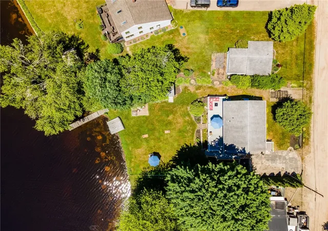 Photo 4 of Single family home for sale at 31 Sunset Dr, Hope Valley, RI 02832 | MLS# 1419955 | Listing updated on 2026-09-01