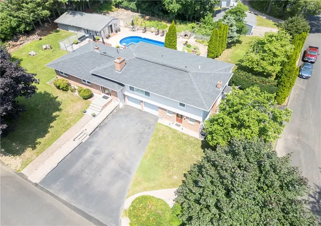 Photo 2 of Single family home for sale at 10 Sesame St, Westerly, RI 02891 | MLS# 1420015 | Listing updated on 2026-08-24