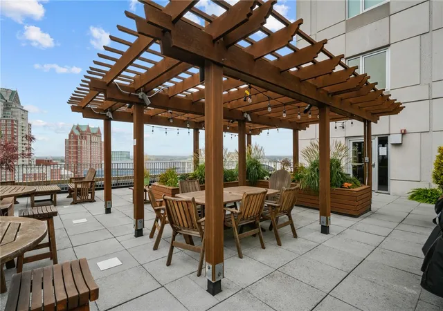 Photo 3 of Sale Pending at 100 Exchange St #807, Providence, RI 02903 | MLS# 1420065 | Listing updated on 2026-09-22