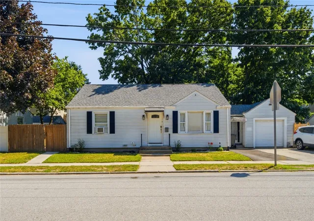 Photo 1 of Single family home for sale at 170 Beckwith St, Cranston, RI 02910 | MLS# 1420142 | Listing updated on 2026-08-23