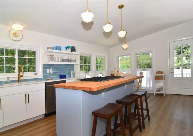 Photo 3 of Sale Pending at 221 Leisure Dr, Wakefield, RI 02879 | MLS# 1420043 | Listing updated on 2026-08-13