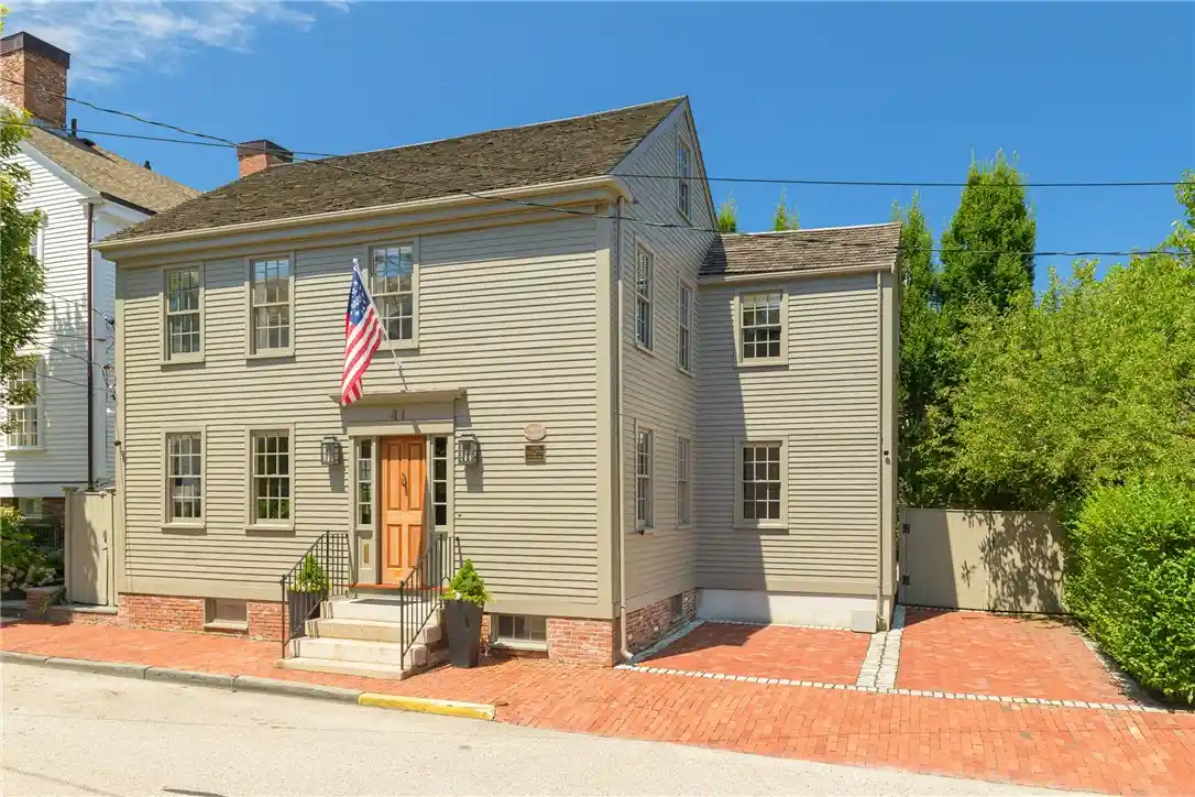 Photo 1 of Single family home for sale at 41 Elm St, Newport, RI 02840 | MLS# 1420181 | Listing updated on 2026-10-28