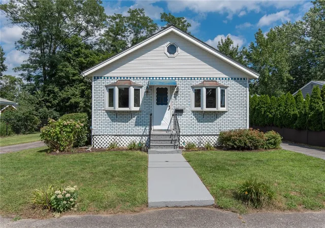 Photo 1 of Sale Pending at 10 Elmhurst St, Warwick, RI 02889 | MLS# 1420138 | Listing updated on 2026-08-14