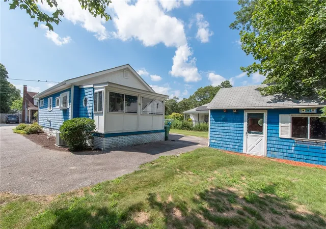 Photo 38 of Sale Pending at 10 Elmhurst St, Warwick, RI 02889 | MLS# 1420138 | Listing updated on 2026-08-14