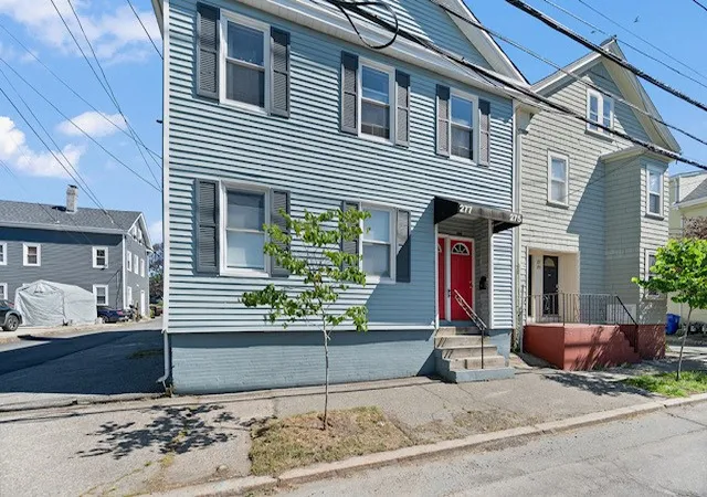 Photo 1 of Multi family home for sale at 275 Carpenter St, Providence, RI 02909 | MLS# 1420269 | Listing updated on 2026-08-21