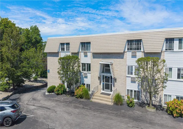 Photo 3 of Sale Pending at 4430 Post Rd #E65, East Greenwich, RI 02818 | MLS# 1420287 | Listing updated on 2026-08-24