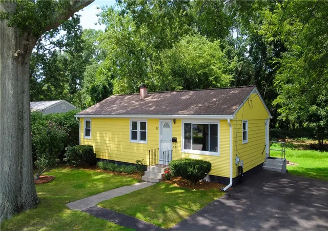 Photo 3 of Sale Pending at 17 Atlantic Ave, Warwick, RI 02888 | MLS# 1420252 | Listing updated on 2026-08-21