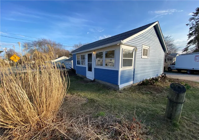 Photo 4 of Multi family home for sale at 285 Gooseberry Rd, Wakefield, RI 02879 | MLS# 1420326 | Listing updated on 2026-08-22