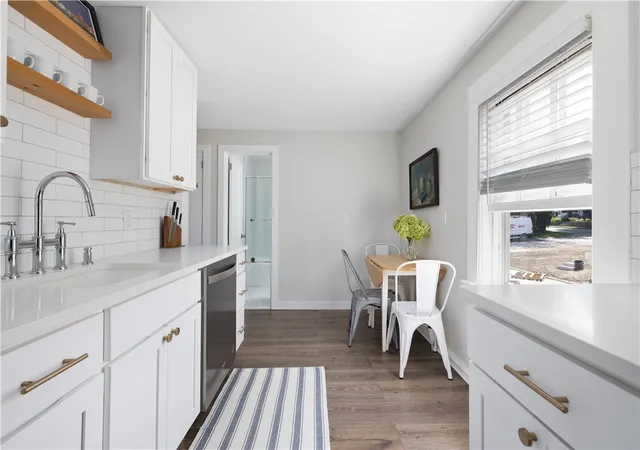 Photo 4 of Condo for sale at 259 Gibbs Ave #7, Newport, RI 02840 | MLS# 1420352 | Listing updated on 2026-08-22