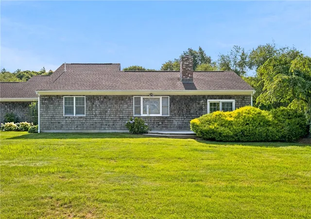 Photo 3 of Sale Pending at 12 Cornell Dr #12, Portsmouth, RI 02871 | MLS# 1420271 | Listing updated on 2026-08-26