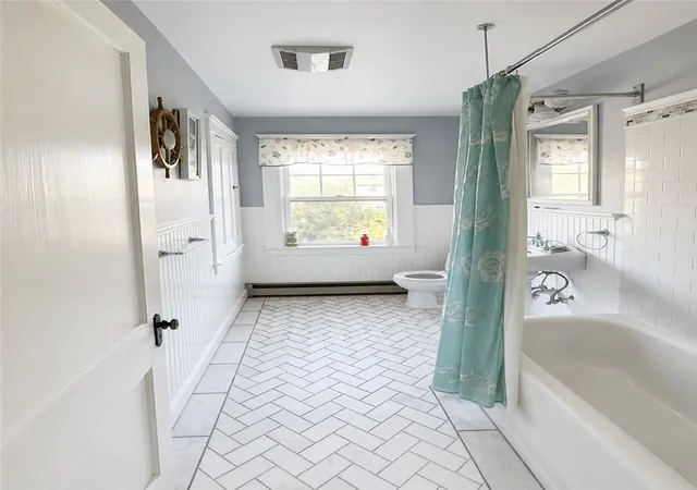 Photo 3 of Sale Pending at 186 Warwick Ave, Cranston, RI 02905 | MLS# 1419660 | Listing updated on 2026-08-19