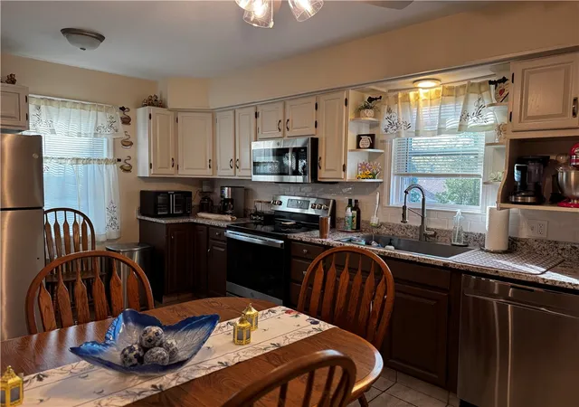 Photo 2 of Single family home for sale at 42 Spring Dr, Johnston, RI 02919 | MLS# 1420042 | Listing updated on 2026-08-31