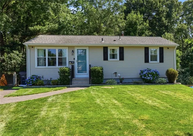 Photo 2 of Sale Pending at 36 Mary Beth Dr, Warwick, RI 02886 | MLS# 1419918 | Listing updated on 2026-08-23