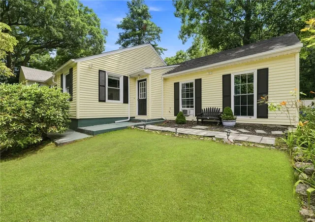 Photo 1 of Single family home for sale at 2956 Hartford Ave, Johnston, RI 02919 | MLS# 1420472 | Listing updated on 2026-08-31
