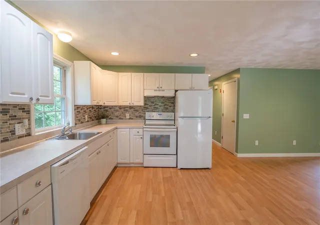 Photo 3 of Single family home for sale at 196 William Henry Rd, North Scituate, RI 02857 | MLS# 1420475 | Listing updated on 2026-08-23