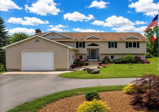 Photo 2 of Single family home for sale at 230 Curtis Cor Rd, Wakefield, RI 02879 | MLS# 1420409 | Listing updated on 2026-08-27