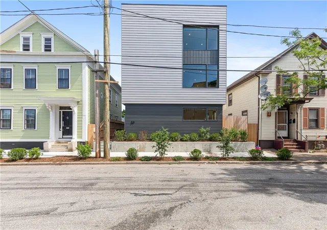 Photo 3 of Condo for sale at 59 Warren St #6, Providence, RI 02907 | MLS# 1420309 | Listing updated on 2026-08-27