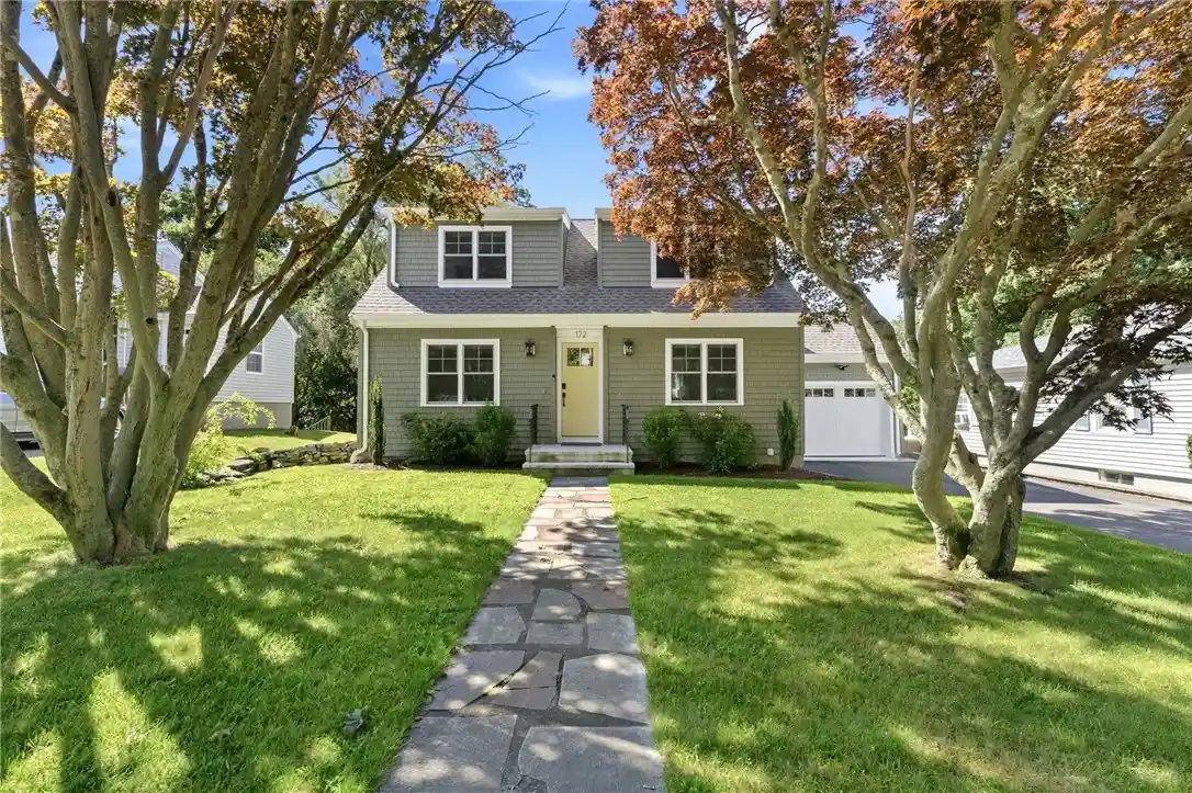 Photo 1 of Single family home for sale at 172 Bayview Ave, Bristol, RI 02809 | MLS# 1420099 | Listing updated on 2026-10-26