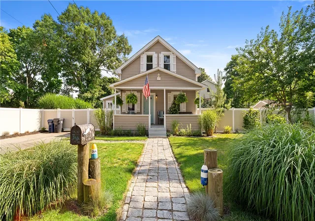 Photo 3 of Sale Pending at 344 Point Ave, Warwick, RI 02889 | MLS# 1418000 | Listing updated on 2026-08-31