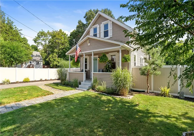 Photo 4 of Sale Pending at 344 Point Ave, Warwick, RI 02889 | MLS# 1418000 | Listing updated on 2026-08-31