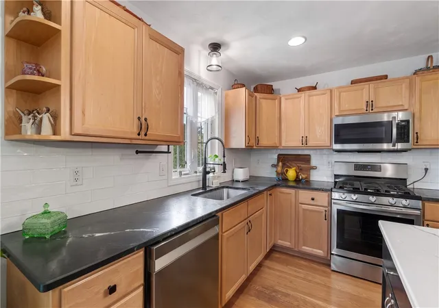 Photo 3 of Sale Pending at 500 Mendon Rd #213, Cumberland, RI 02864 | MLS# 1420198 | Listing updated on 2026-08-24
