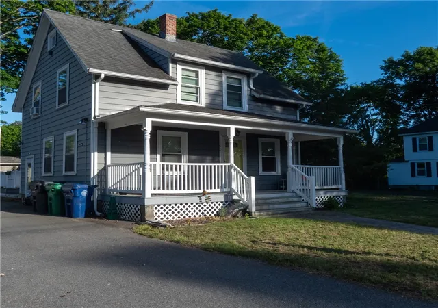 Photo 3 of Single family home for sale at 52 Heights Ave, Warwick, RI 02889 | MLS# 1420633 | Listing updated on 2026-08-25