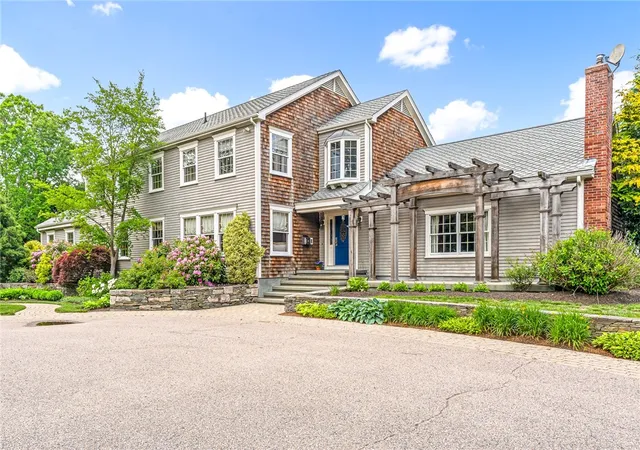 Photo 2 of Mansion for sale at 74 Oakwoods Dr, Wakefield, RI 02879 | MLS# 1420481 | Listing updated on 2026-09-01