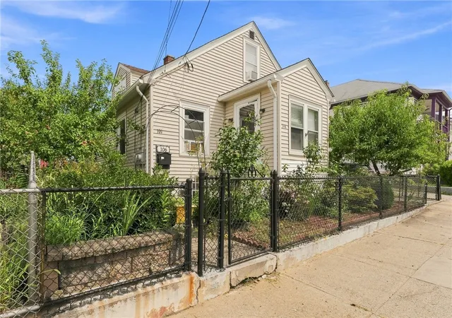 Photo 3 of Sale Pending at 106 John St, Pawtucket, RI 02861 | MLS# 1420803 | Listing updated on 2026-08-20