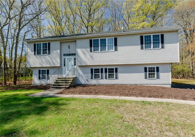 Photo 3 of Sale Pending at 136 Hope Hl Ter, Cranston, RI 02921 | MLS# 1420822 | Listing updated on 2026-08-25