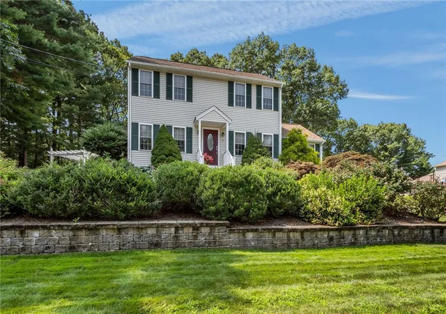 Photo 2 of Sale Pending at 5 Lauretta Ln, Lincoln, RI 02865 | MLS# 1420762 | Listing updated on 2026-08-21