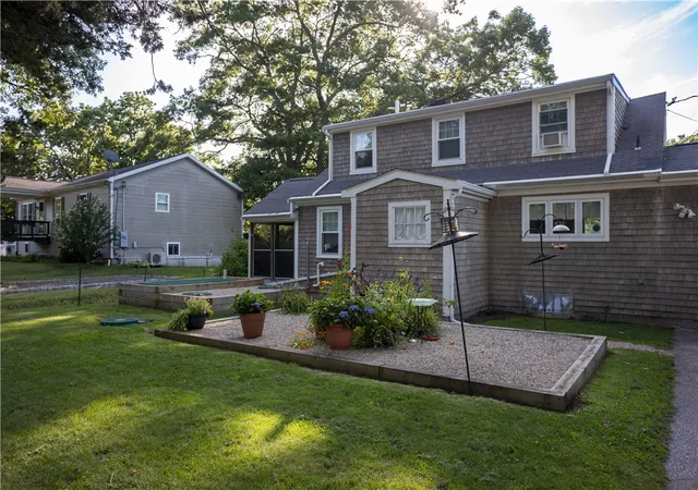Photo 2 of Single family home for sale at 836 Main Rd, Tiverton, RI 02878 | MLS# 1420868 | Listing updated on 2026-08-31